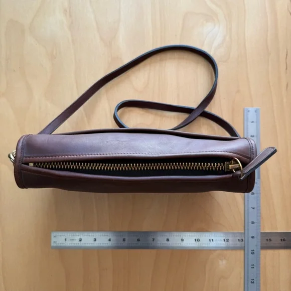 Vintage Coach Brown Crossbody Bag - Picture 7 of 12